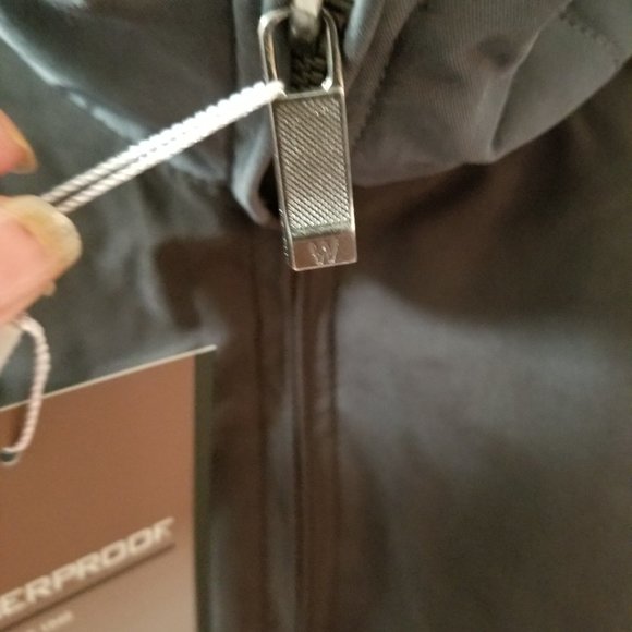 Weatherproof since 1948 zip front jacket - Picture 6 of 13